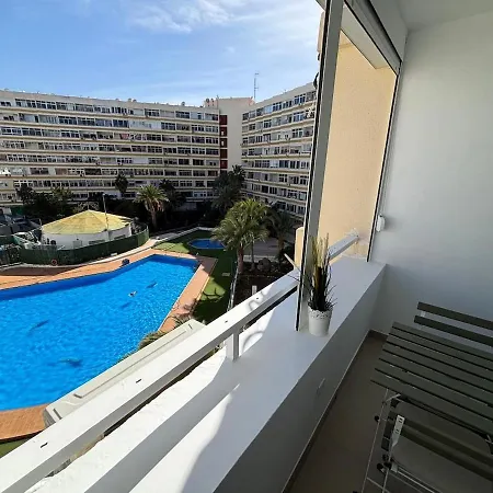 Апартаменты Modern With Pool And Balcony *