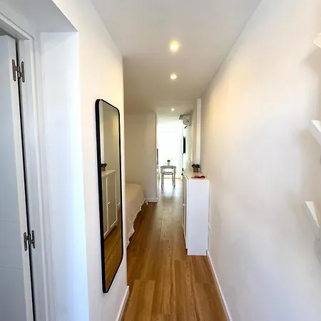 Апартаменты Modern With Pool And Balcony